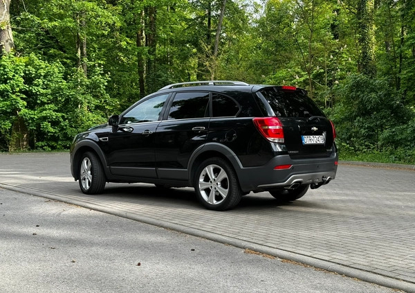 Chevrolet Captiva cena 39900 przebieg: 204000, rok produkcji 2013 z Łeba małe 254